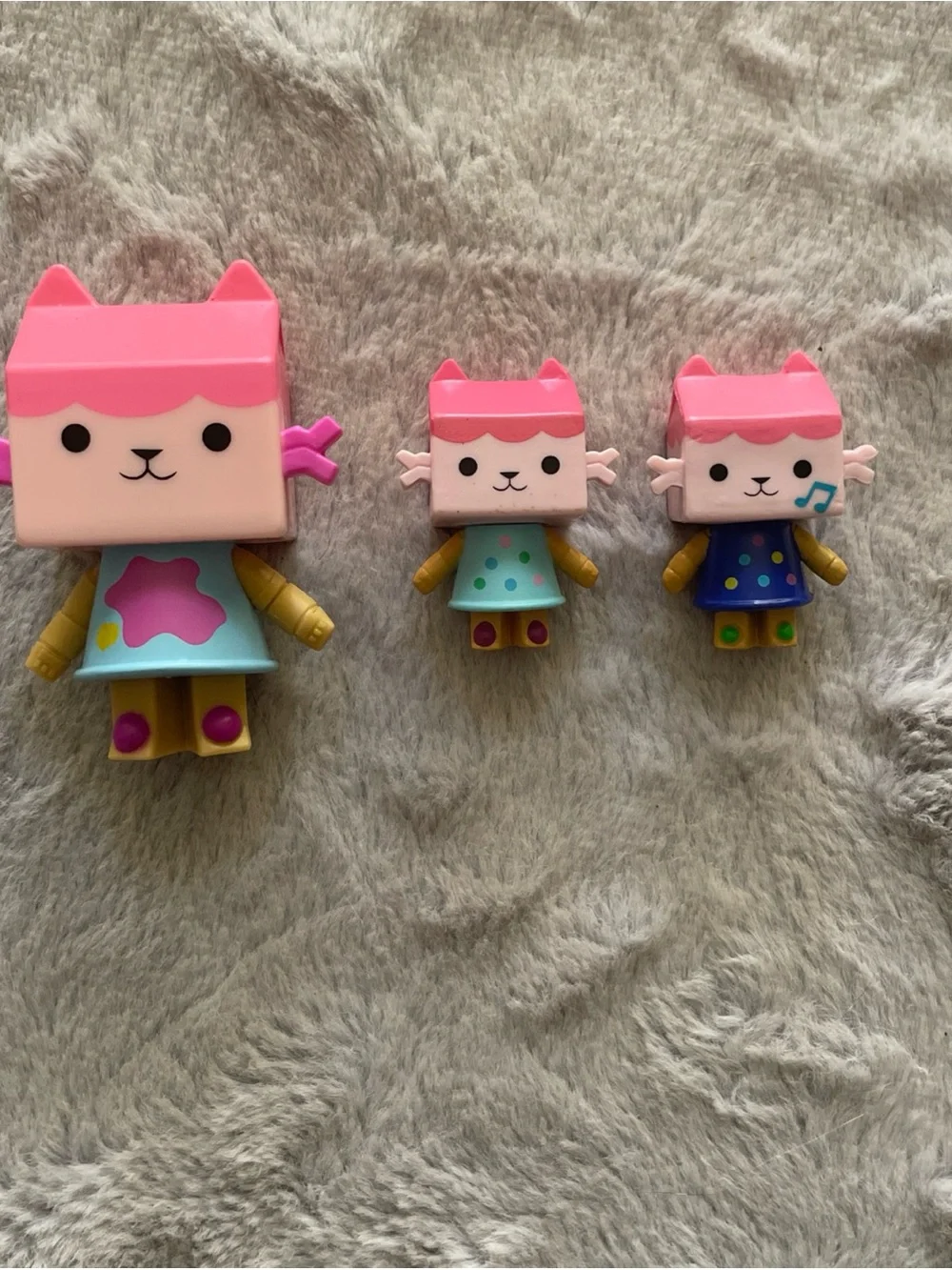 Gabby dollhouse Pink Box Cat Figure Toy Set - Cute Collectible Dolls